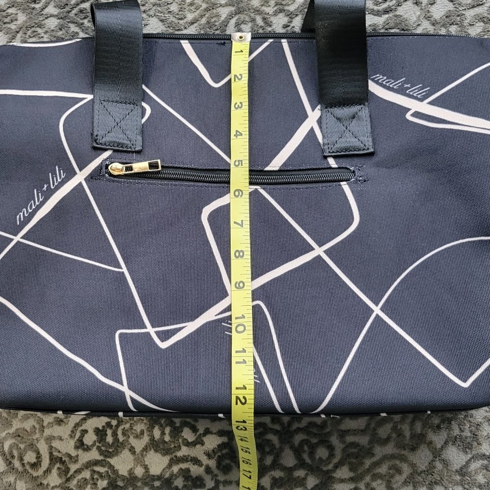 Mali & Lili Weekender Bag - Black Abstract - Picture 12 of 15